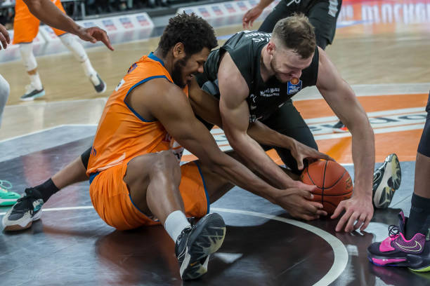 沙特的心理 沙特的心理